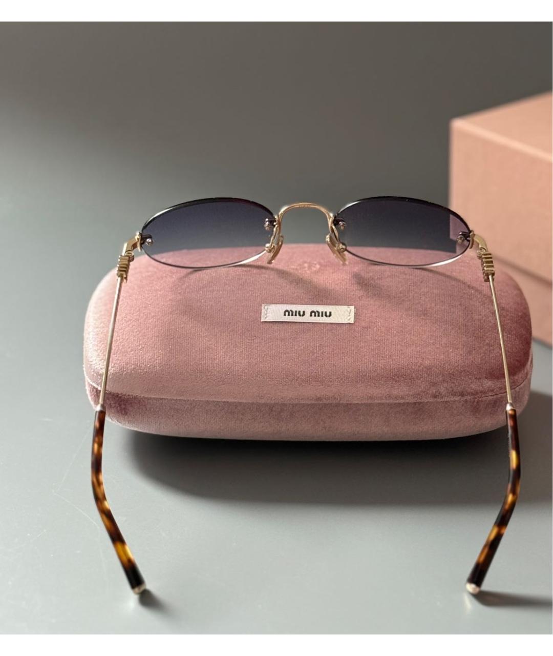 MIU MIU Золотые металлические солнцезащитные очки, фото 3