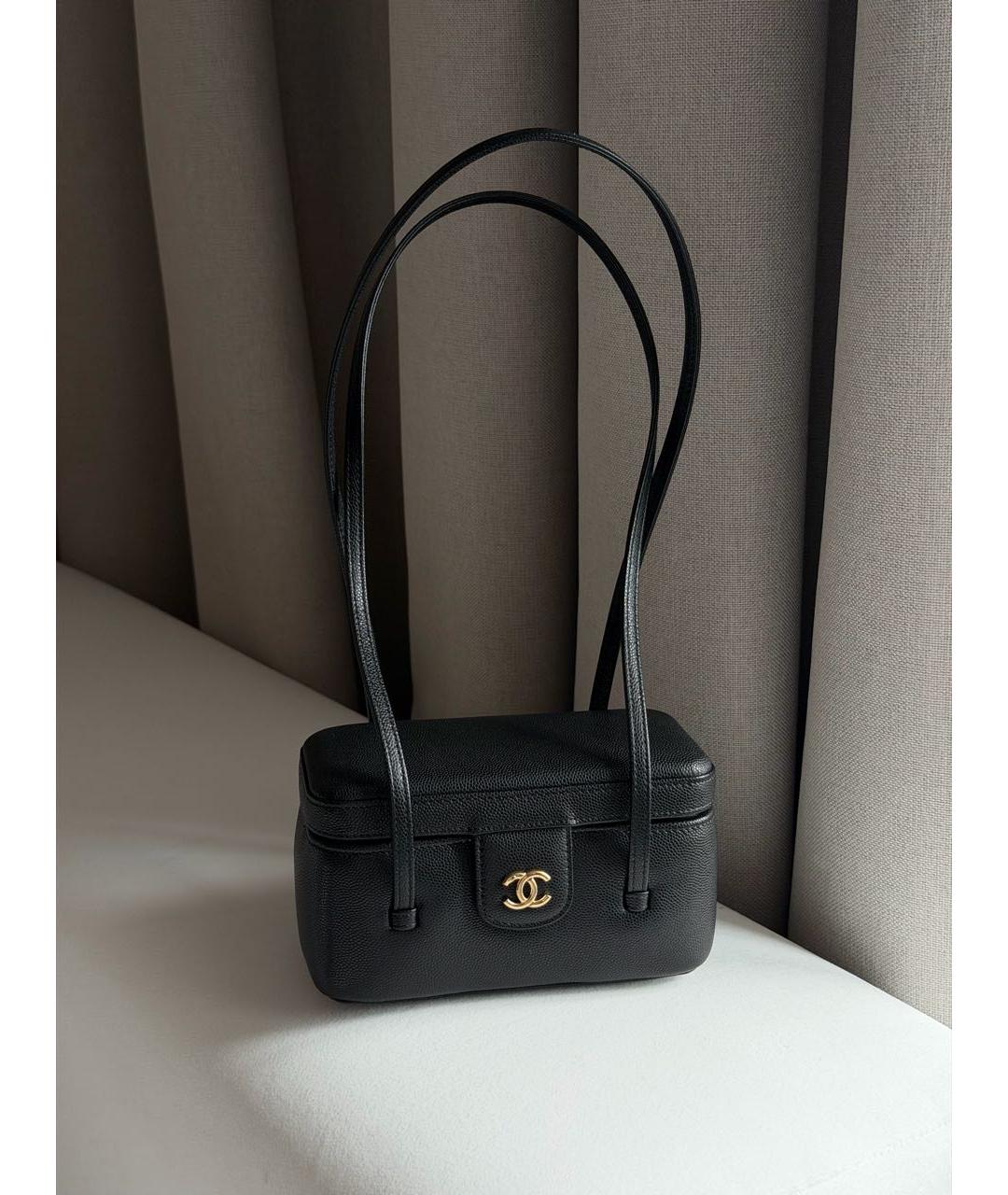 CHANEL Черная кожаная сумка через плечо, фото 3