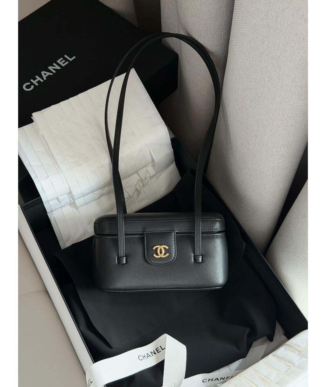 CHANEL Черная кожаная сумка через плечо, фото 2