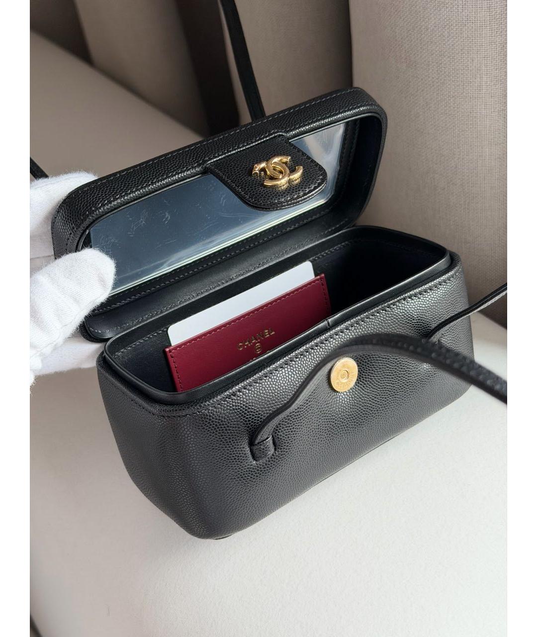 CHANEL Черная кожаная сумка через плечо, фото 4