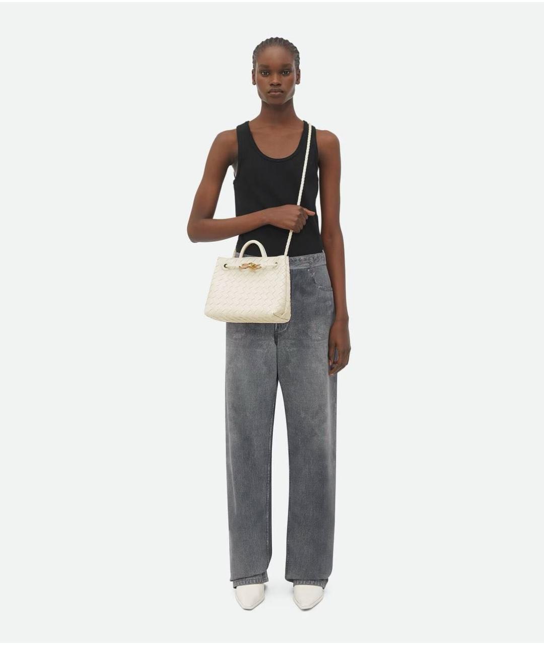 BOTTEGA VENETA Бежевая кожаная сумка с короткими ручками, фото 2