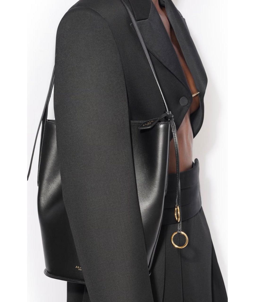 ALAIA Черная кожаная сумка через плечо, фото 4