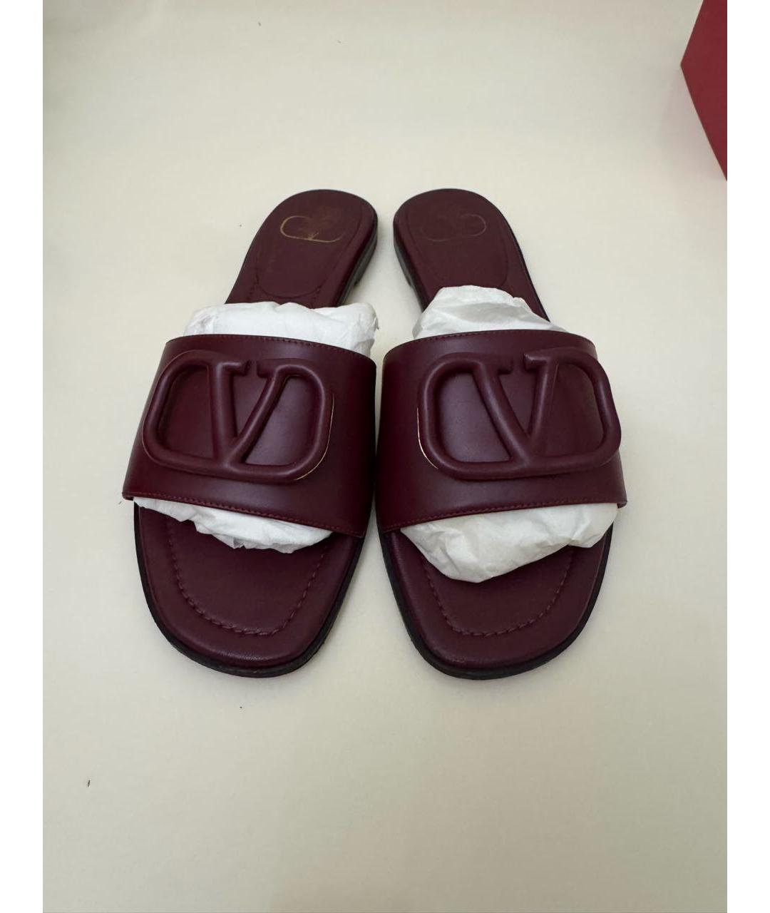 VALENTINO Бордовые кожаные шлепанцы, фото 2