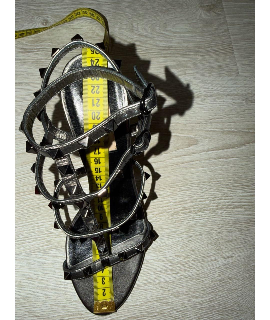 VALENTINO Антрацитовые кожаные босоножки, фото 7