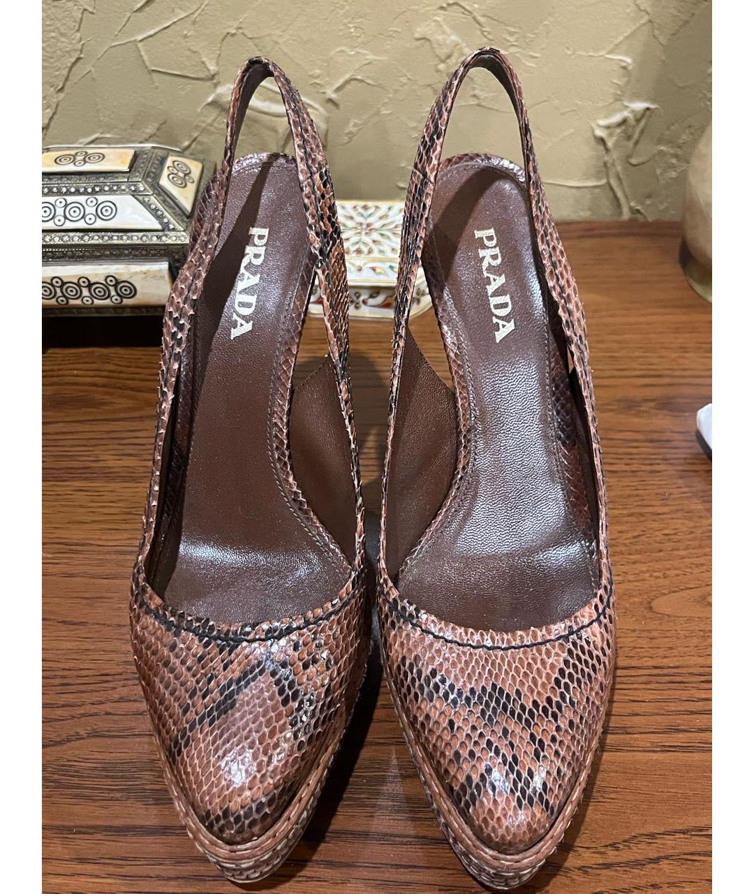 PRADA Коричневые кожаные туфли, фото 2