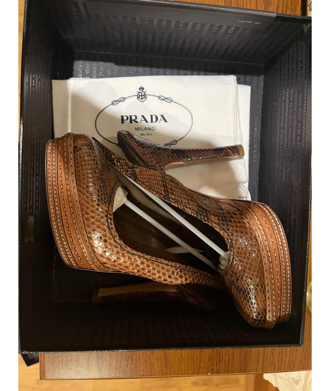 PRADA Коричневые кожаные туфли, фото 6