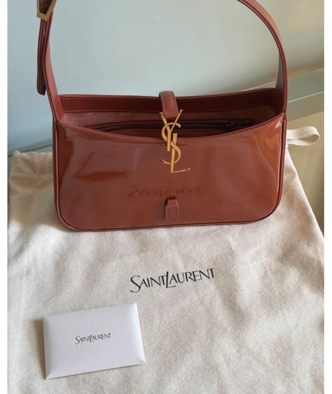 SAINT LAURENT Коралловая сумка с короткими ручками из лакированной кожи, фото 7