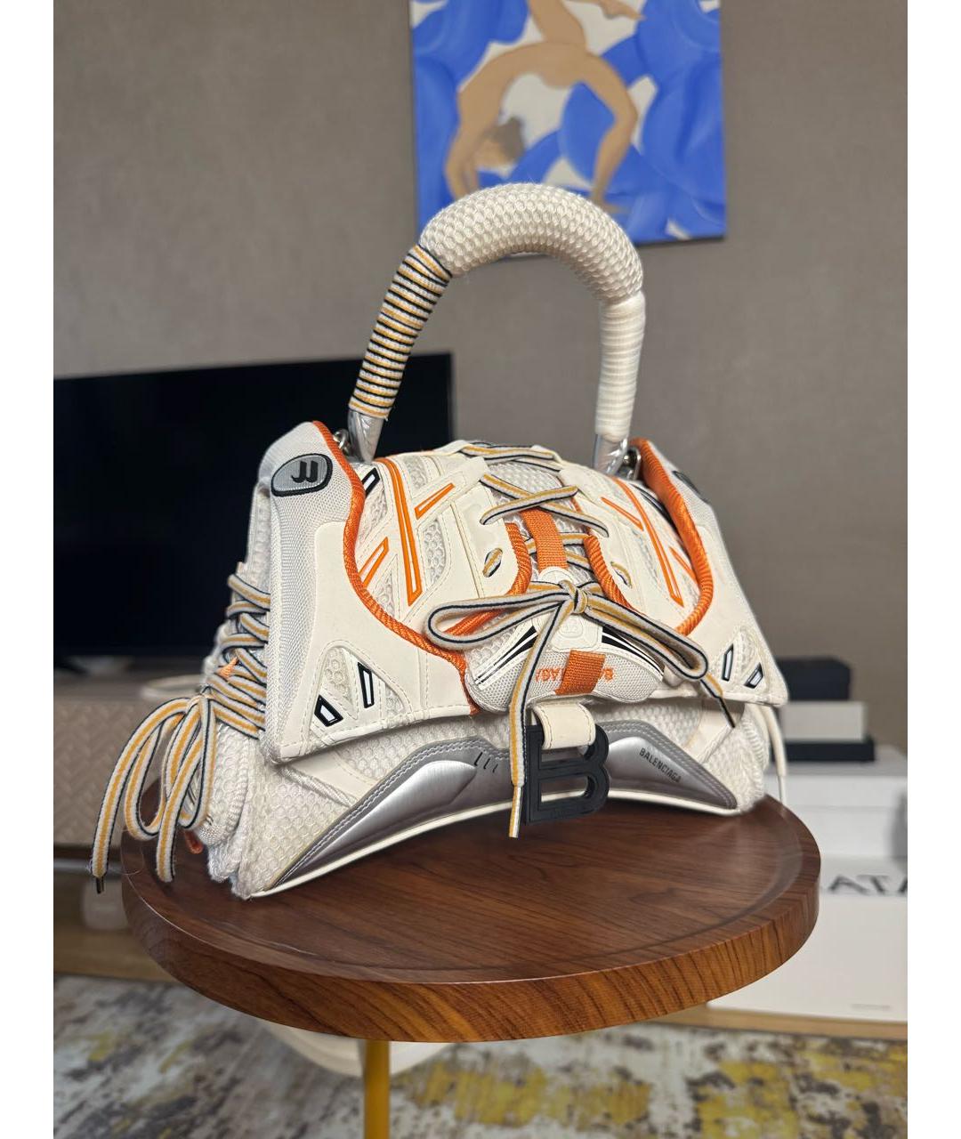 BALENCIAGA Бежевая синтетическая сумка с короткими ручками, фото 2