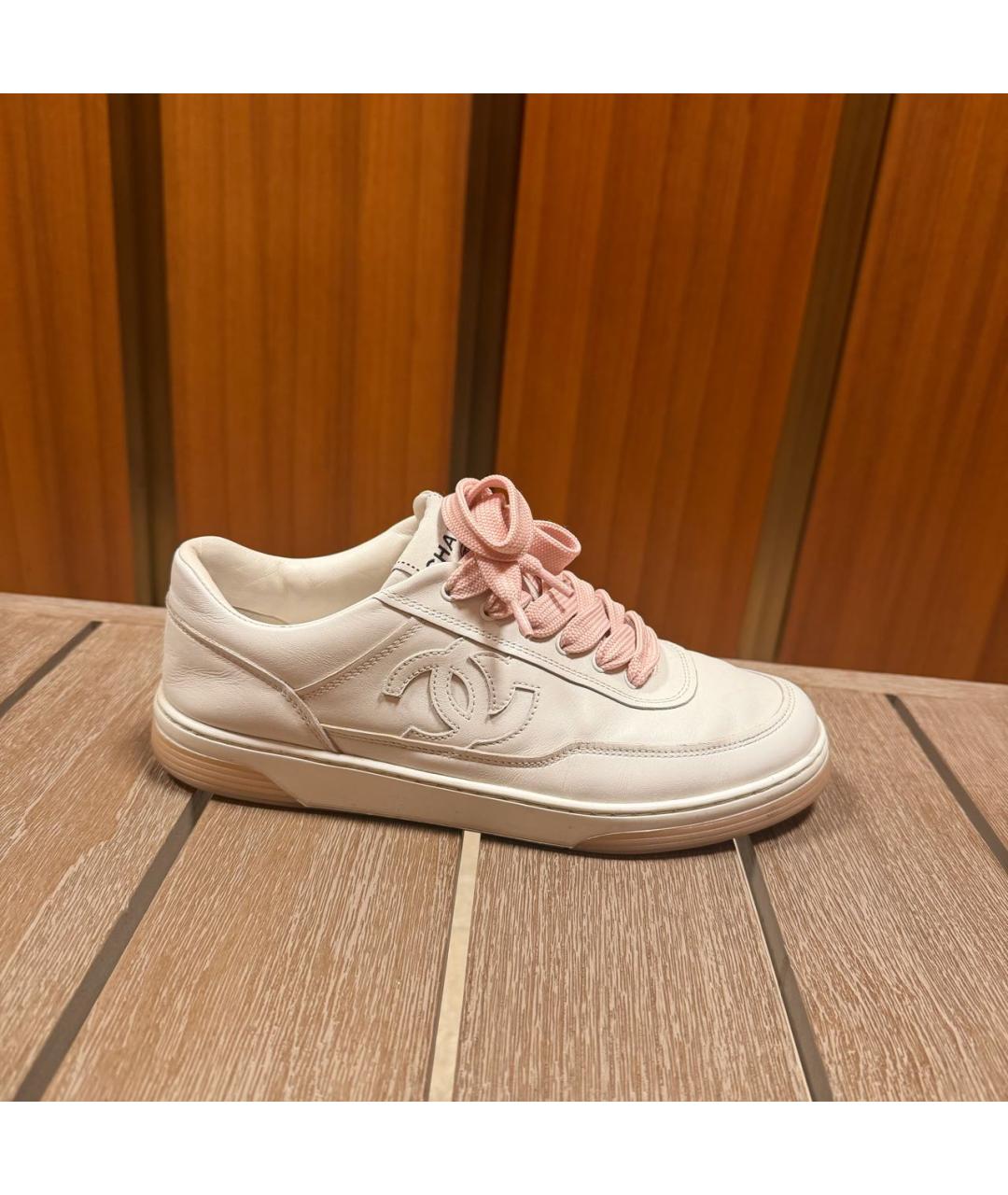 CHANEL Белые кожаные низкие кроссовки / кеды, фото 4