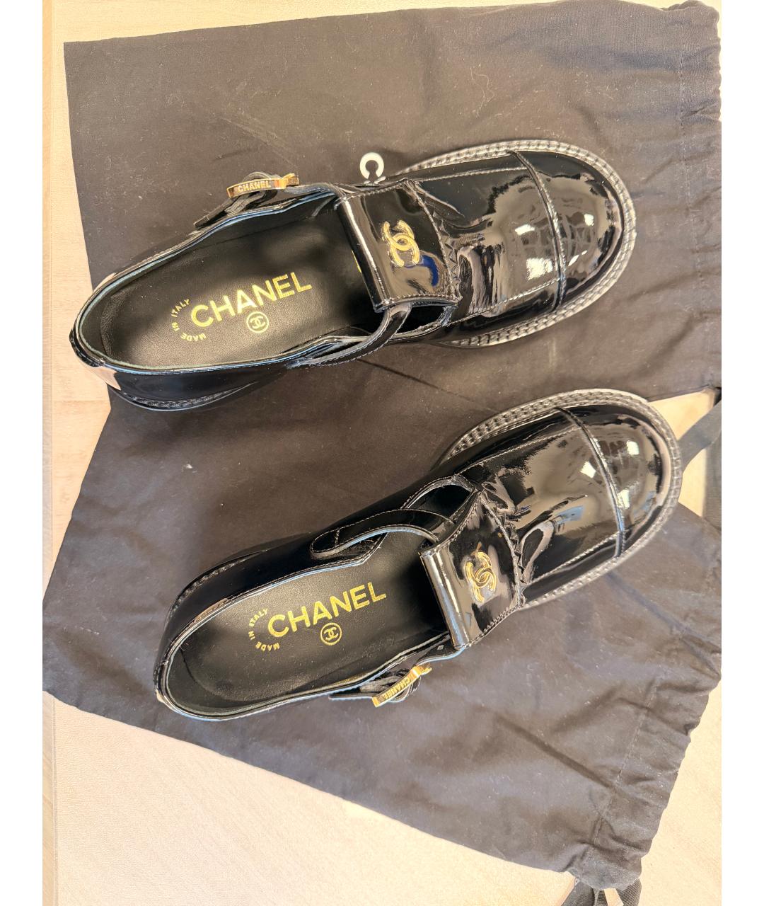 CHANEL Черные лоферы из лакированной кожи, фото 6