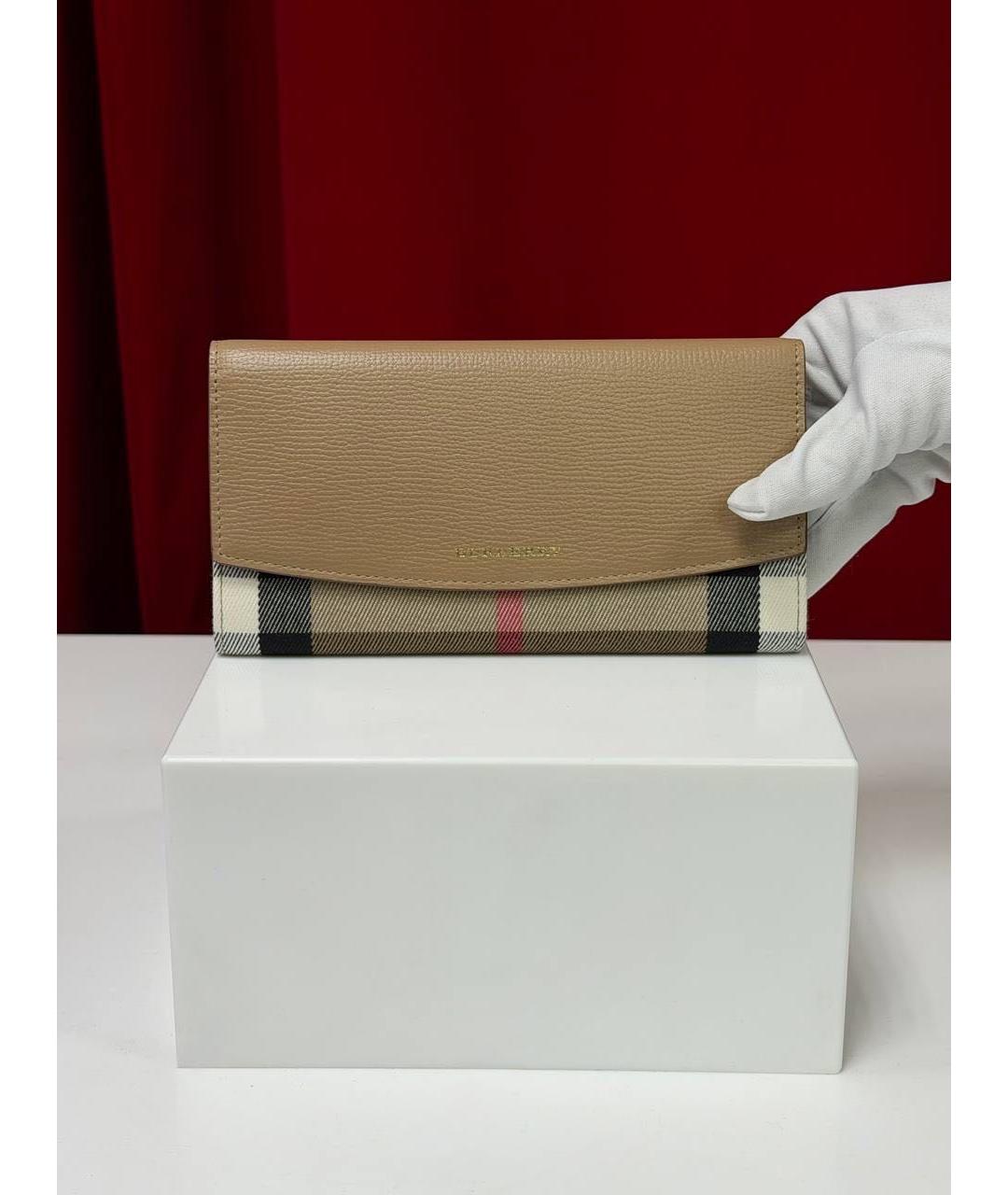 BURBERRY Бежевый кожаный кошелек, фото 4