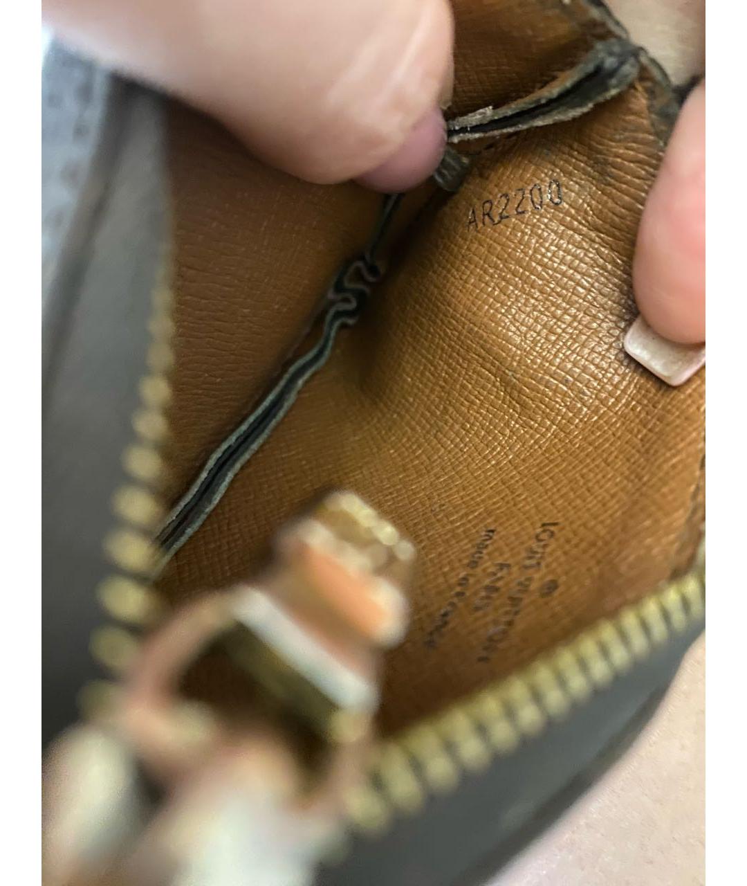 LOUIS VUITTON Коричневая ключница, фото 6