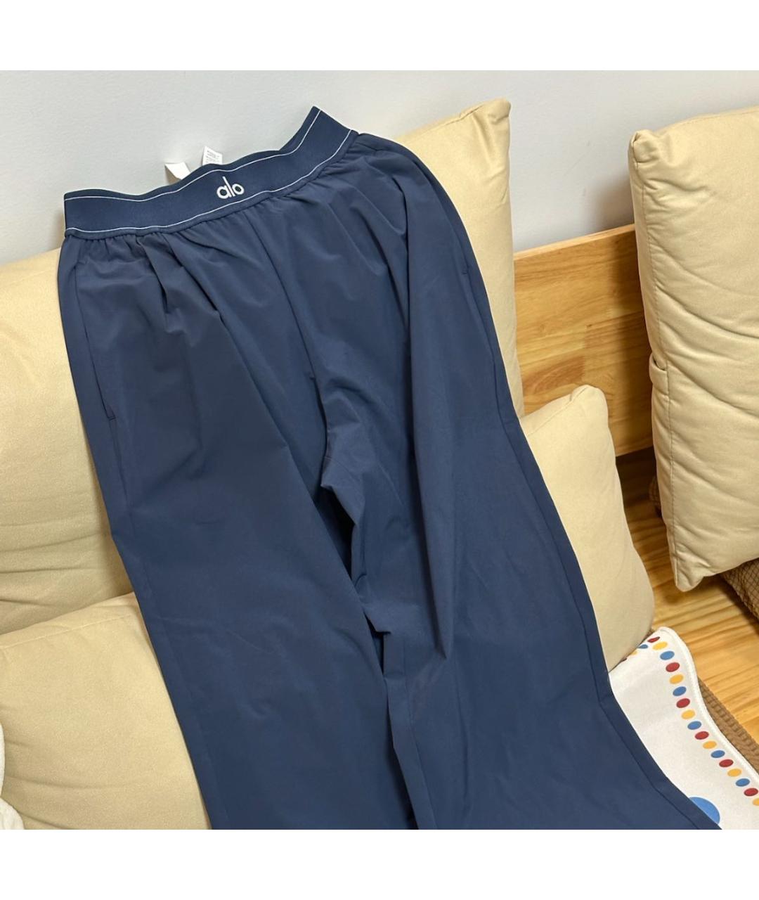 ALO YOGA Темно-синие спортивные брюки и шорты, фото 6