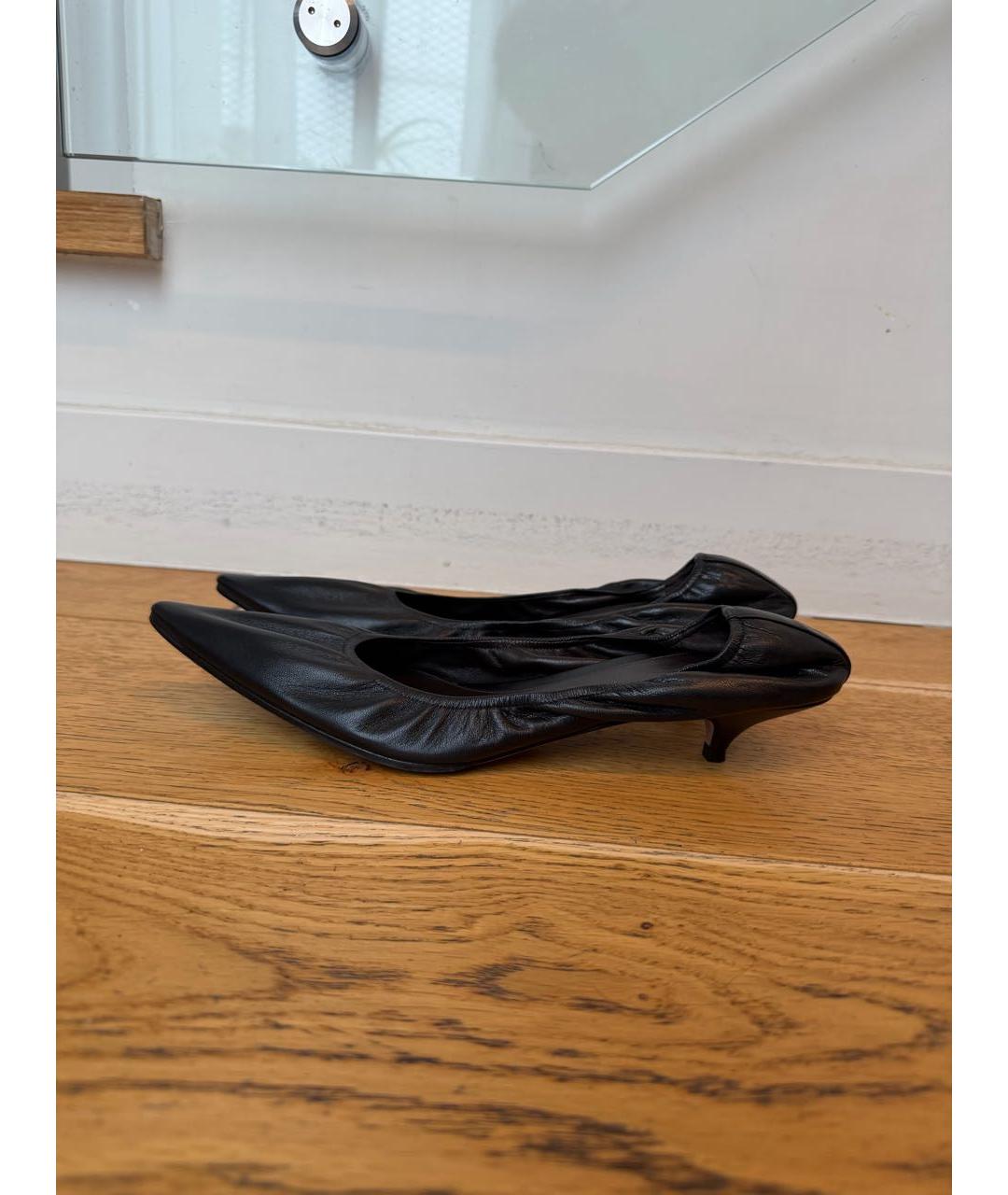 THE ROW Черные кожаные лодочки на низком каблуке, фото 9