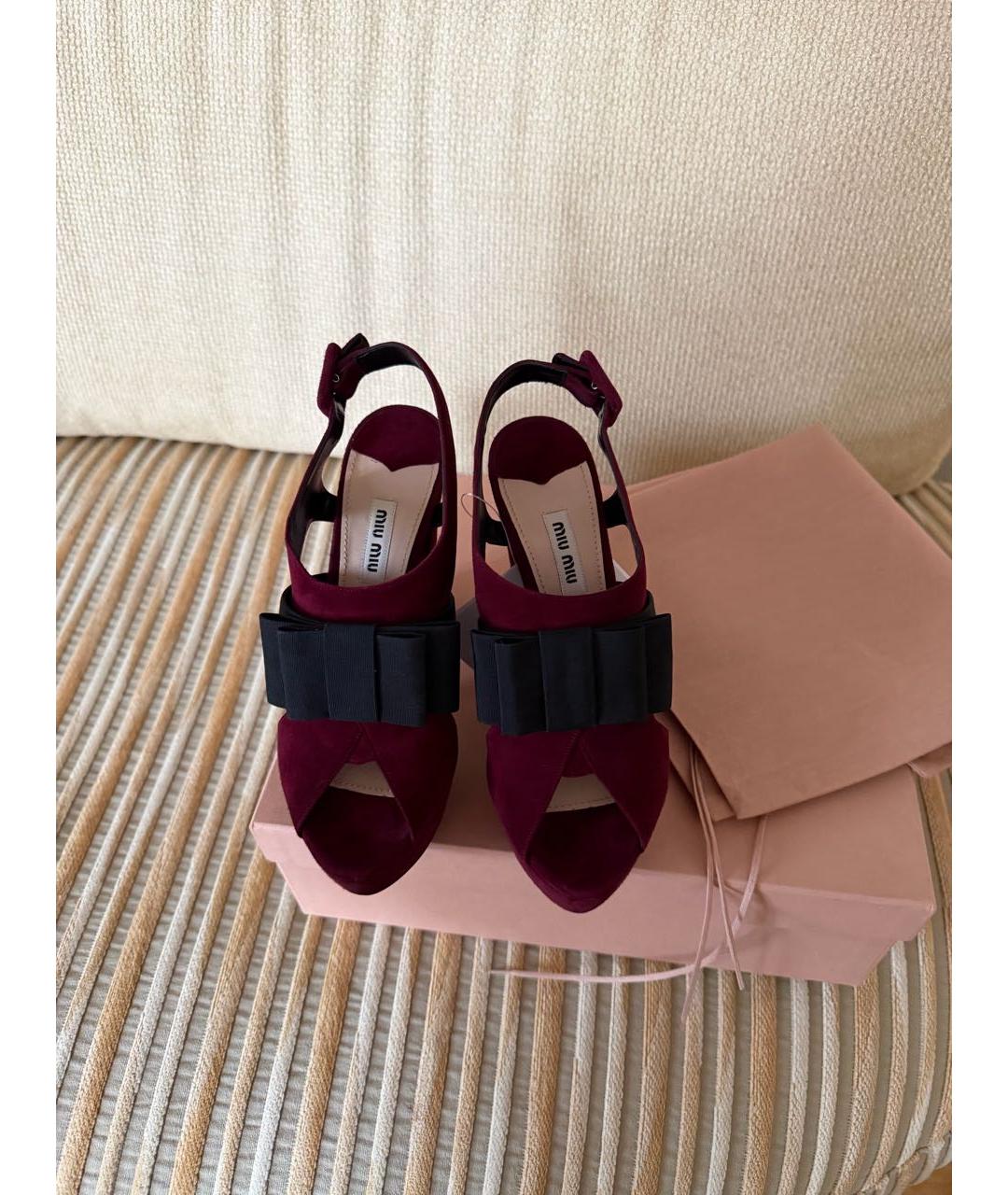 MIU MIU Замшевые босоножки, фото 5