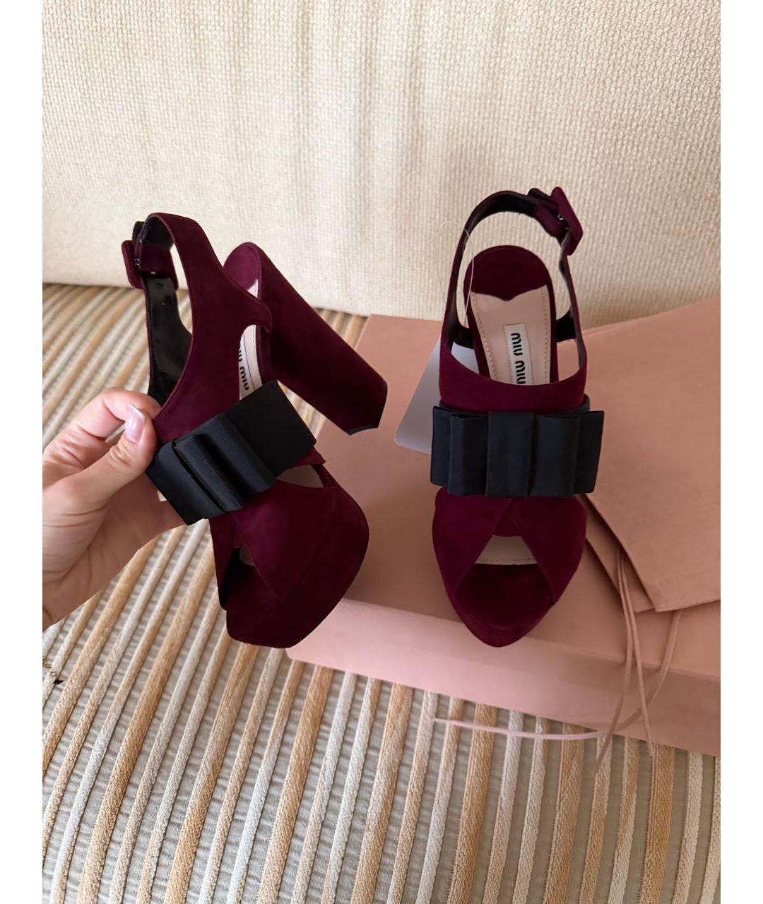 MIU MIU Замшевые босоножки, фото 4