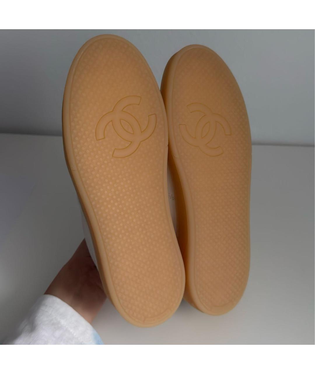 CHANEL Белые замшевые кеды, фото 8