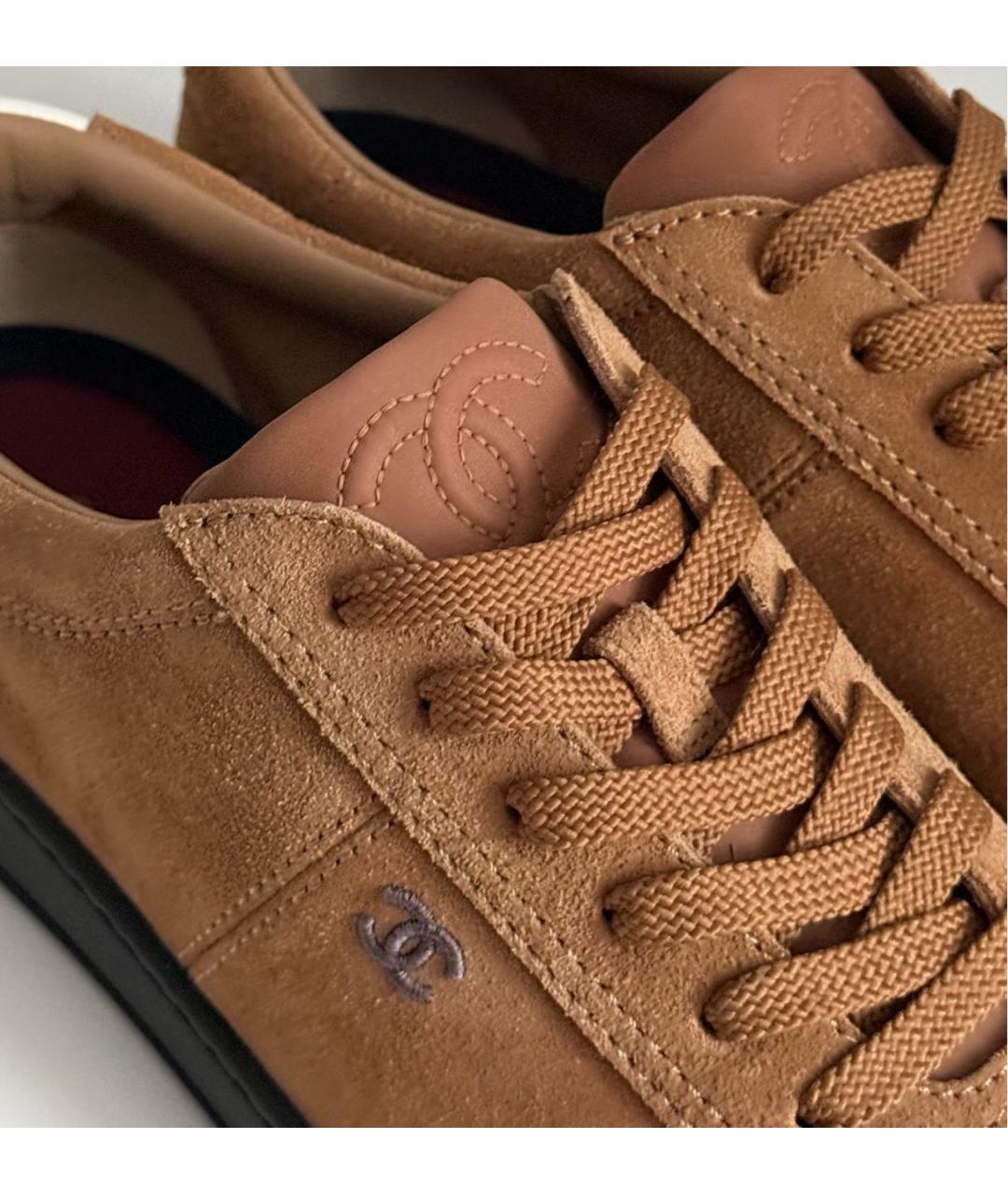 CHANEL Коричневые замшевые кеды, фото 7