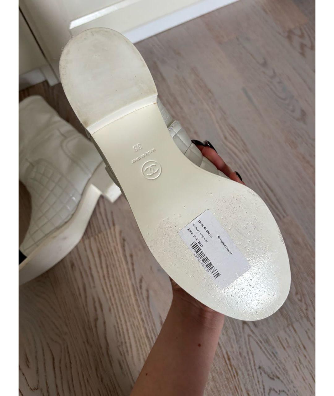 CHANEL Белые кожаные ботильоны, фото 3