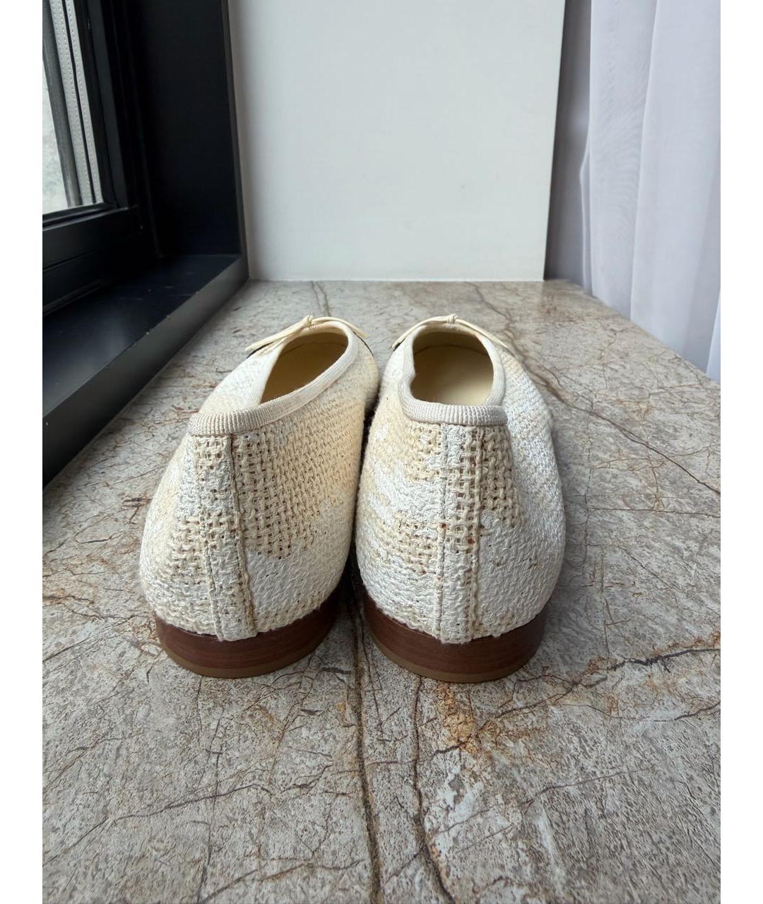 CHANEL Бежевые текстильные балетки, фото 4