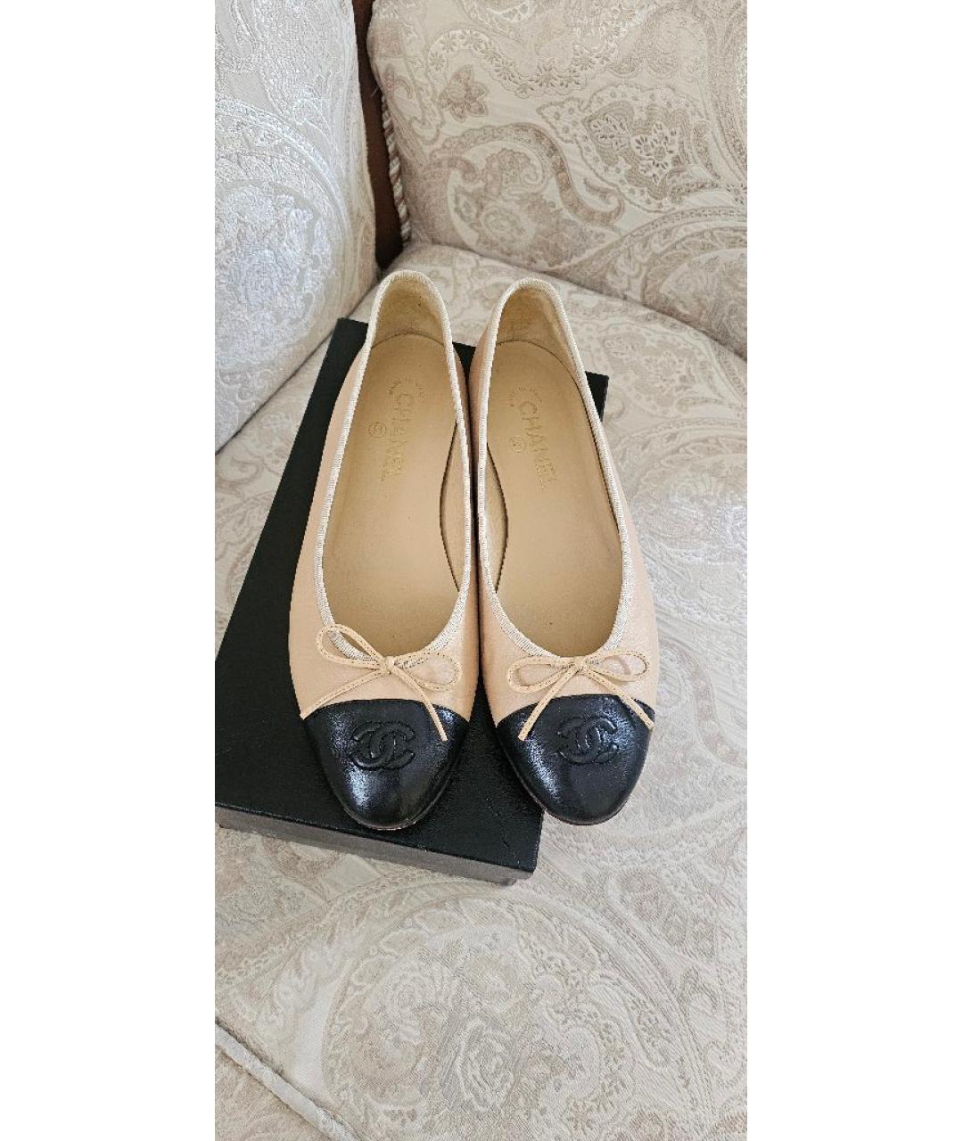 CHANEL Бежевые кожаные балетки, фото 8