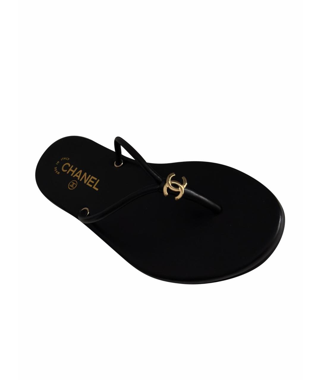 CHANEL Черные кожаные шлепанцы, фото 1