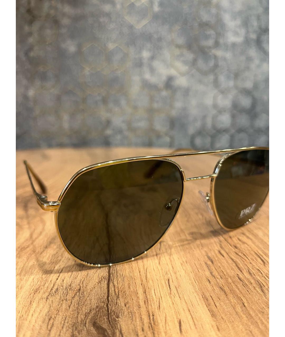PRADA Золотые металлические солнцезащитные очки, фото 2