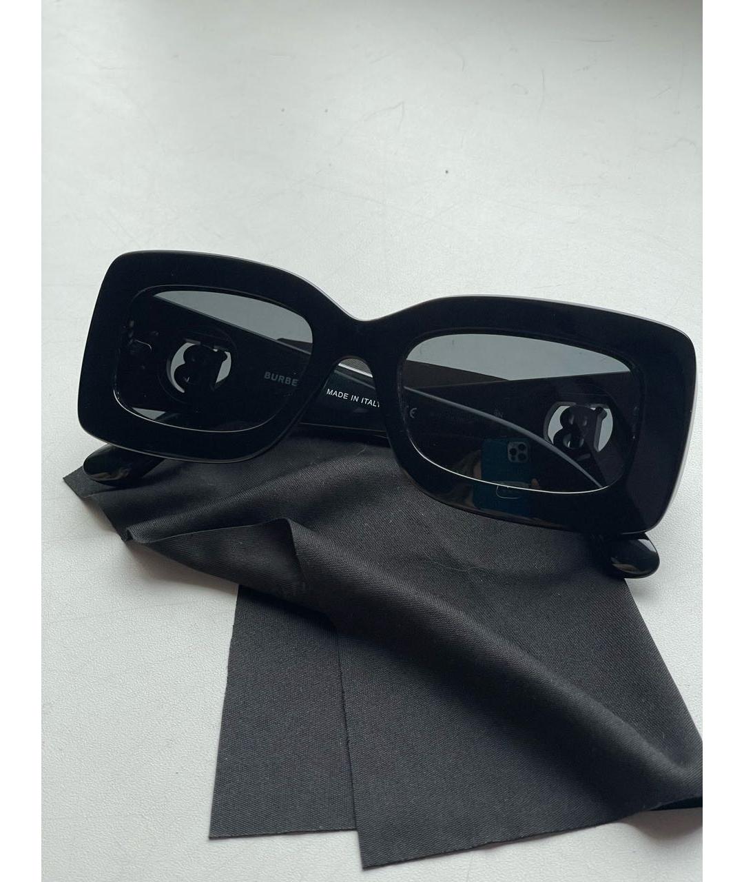 BURBERRY Черные пластиковые солнцезащитные очки, фото 4