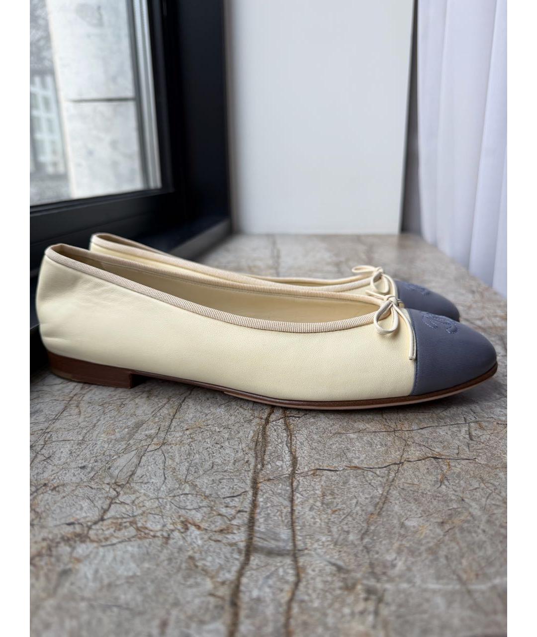 CHANEL Бежевые кожаные балетки, фото 8
