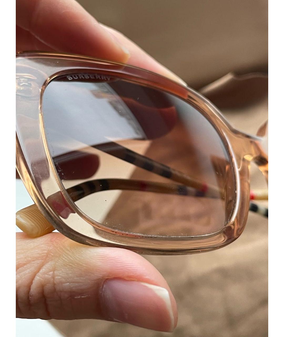 BURBERRY Коричневые пластиковые солнцезащитные очки, фото 3