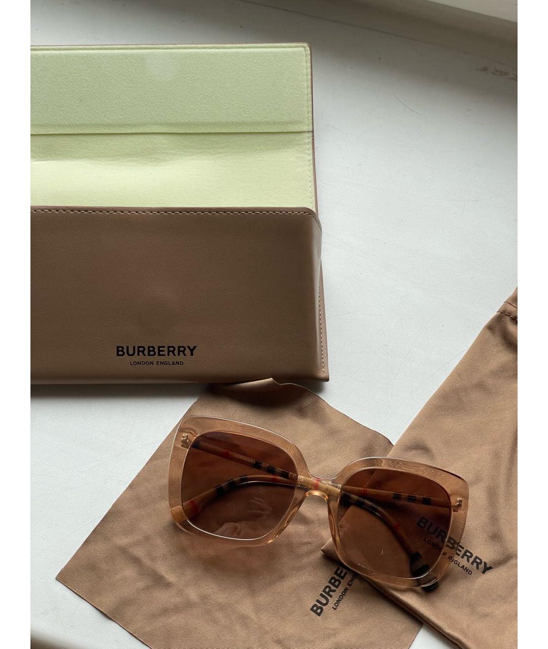 BURBERRY Коричневые пластиковые солнцезащитные очки, фото 4