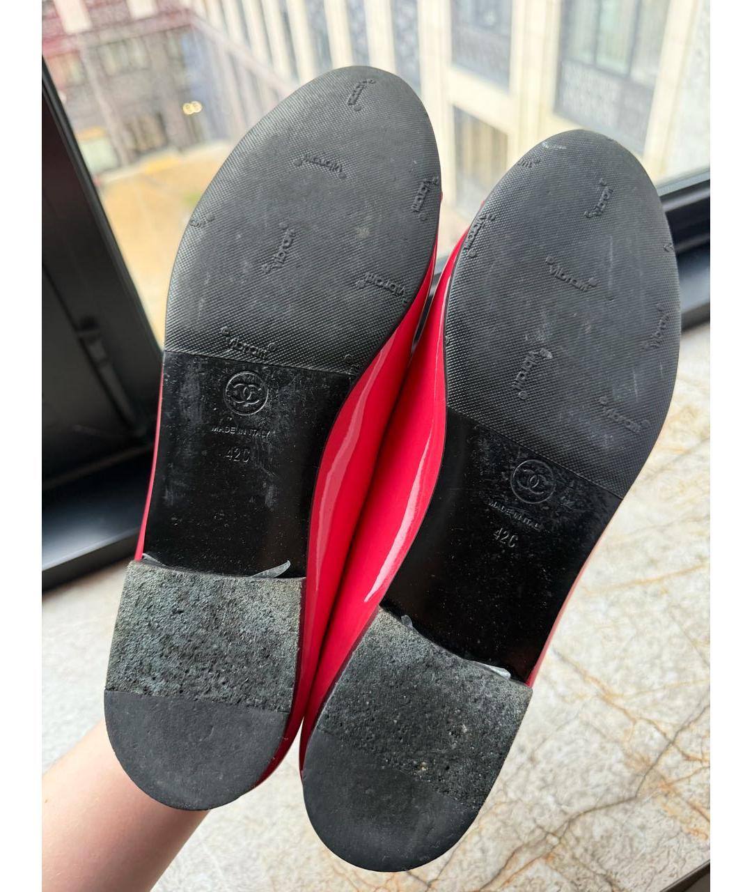 CHANEL Красные балетки из лакированной кожи, фото 5