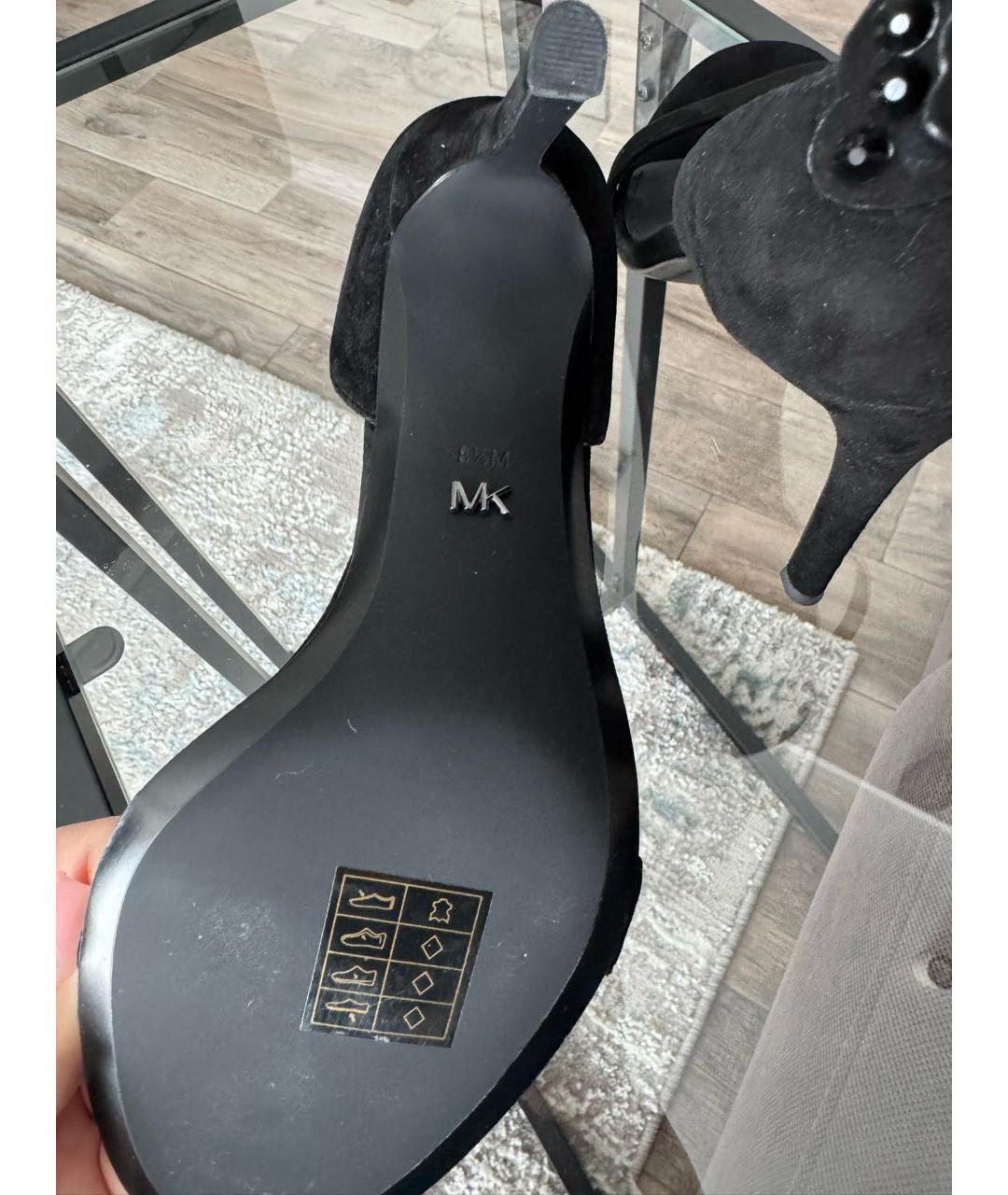 MICHAEL KORS Черные замшевые босоножки, фото 4