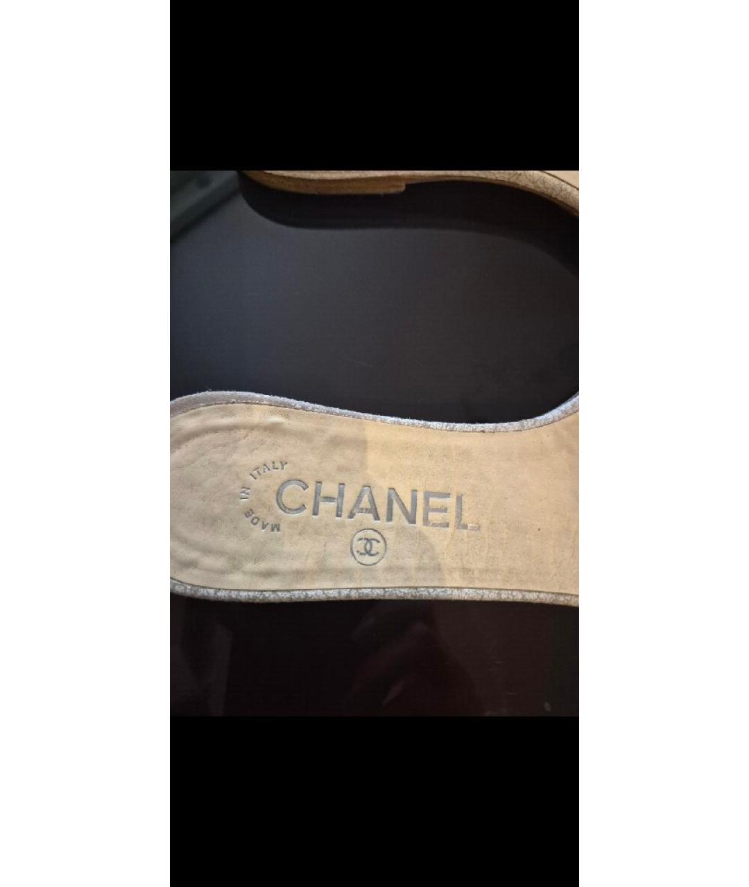 CHANEL Белые кожаные шлепанцы, фото 5