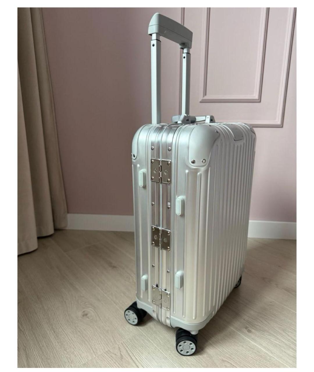 Rimowa Серебрянный чемодан, фото 5