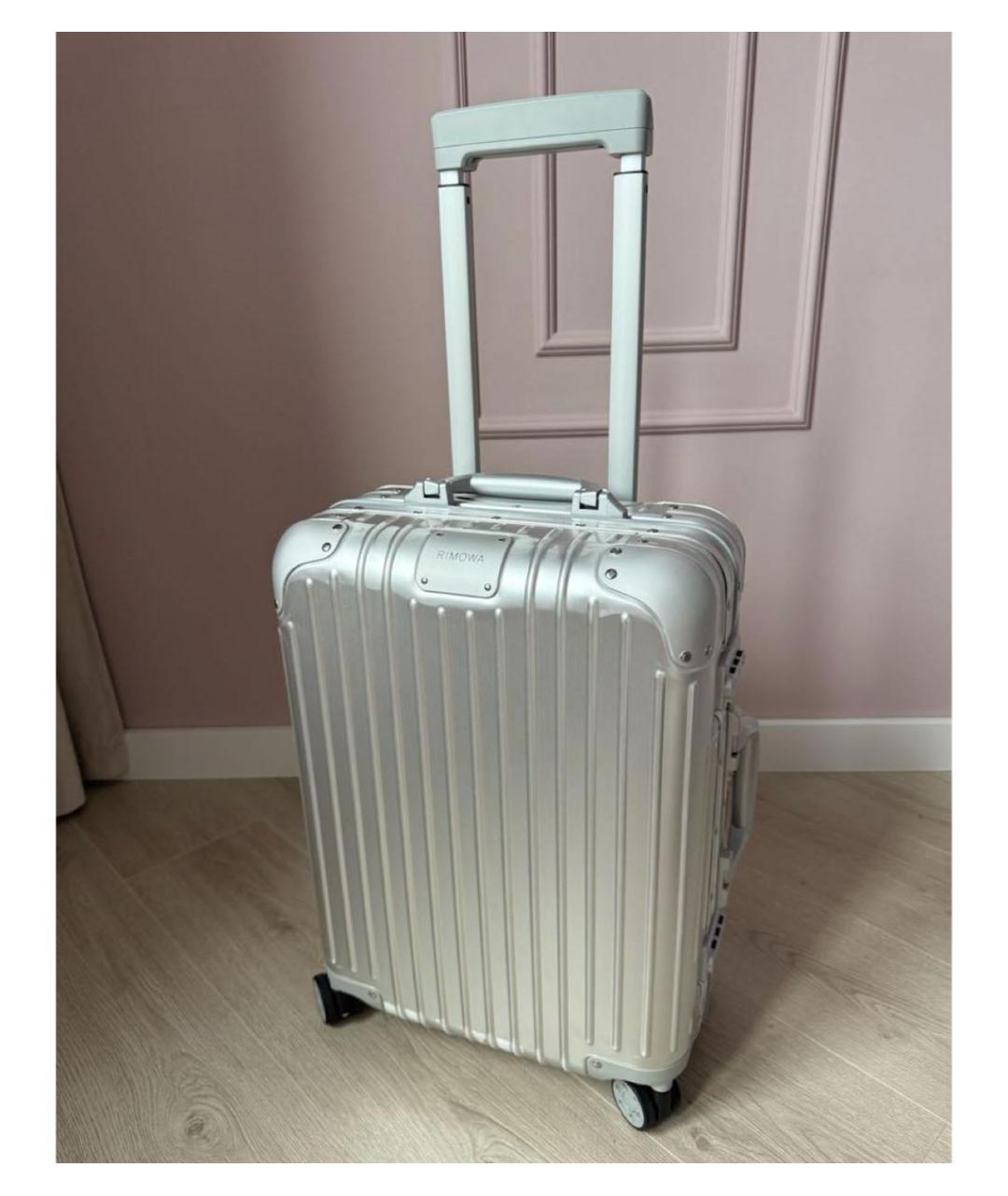 Rimowa Серебрянный чемодан, фото 4