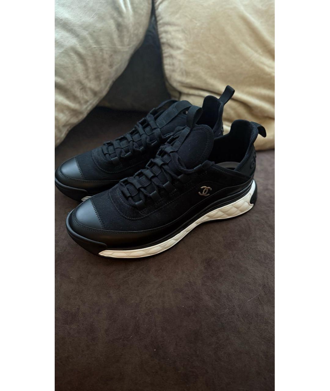 CHANEL Черные замшевые кроссовки, фото 2
