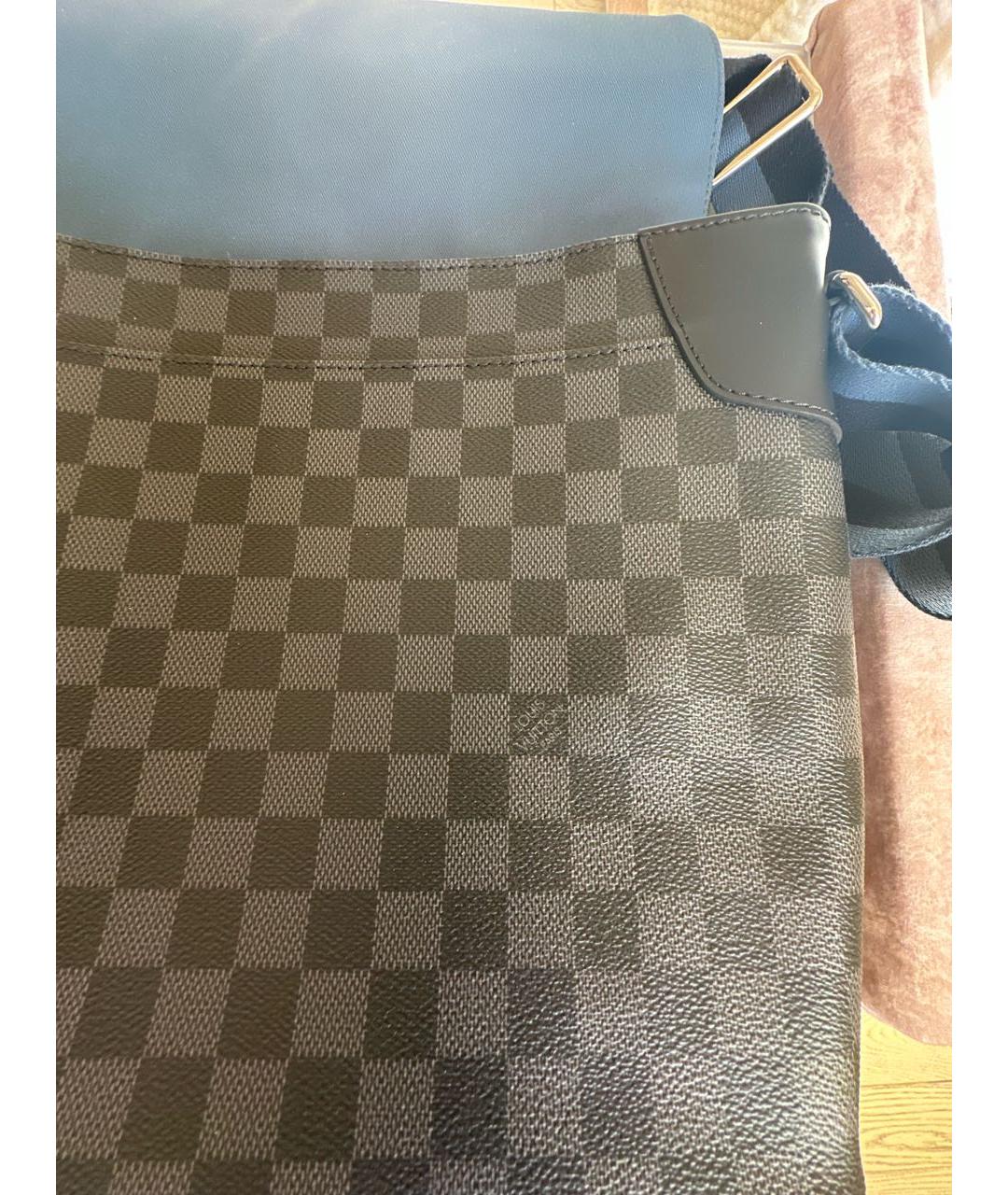 LOUIS VUITTON Черная сумка на плечо, фото 5