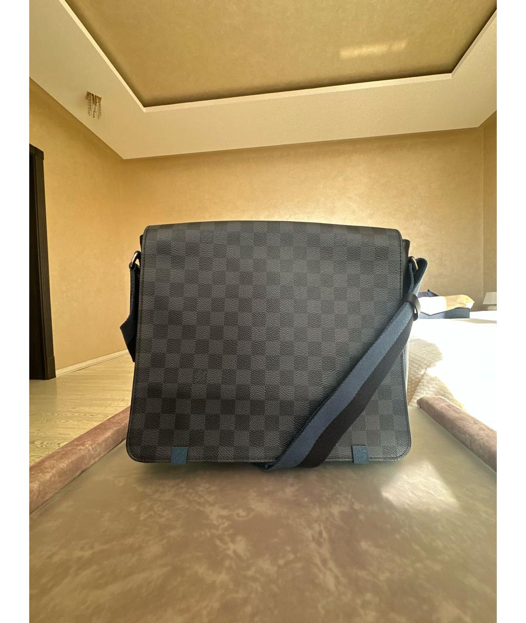 LOUIS VUITTON Черная сумка на плечо, фото 9