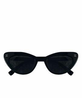 CHANEL Солнцезащитные очки