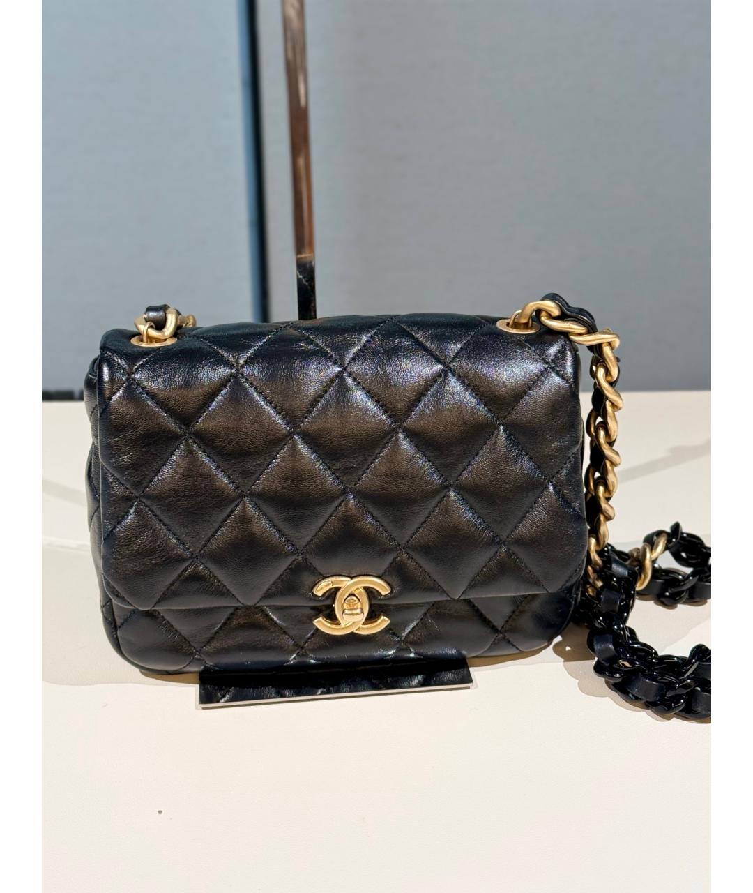 CHANEL Черная кожаная сумка через плечо, фото 9