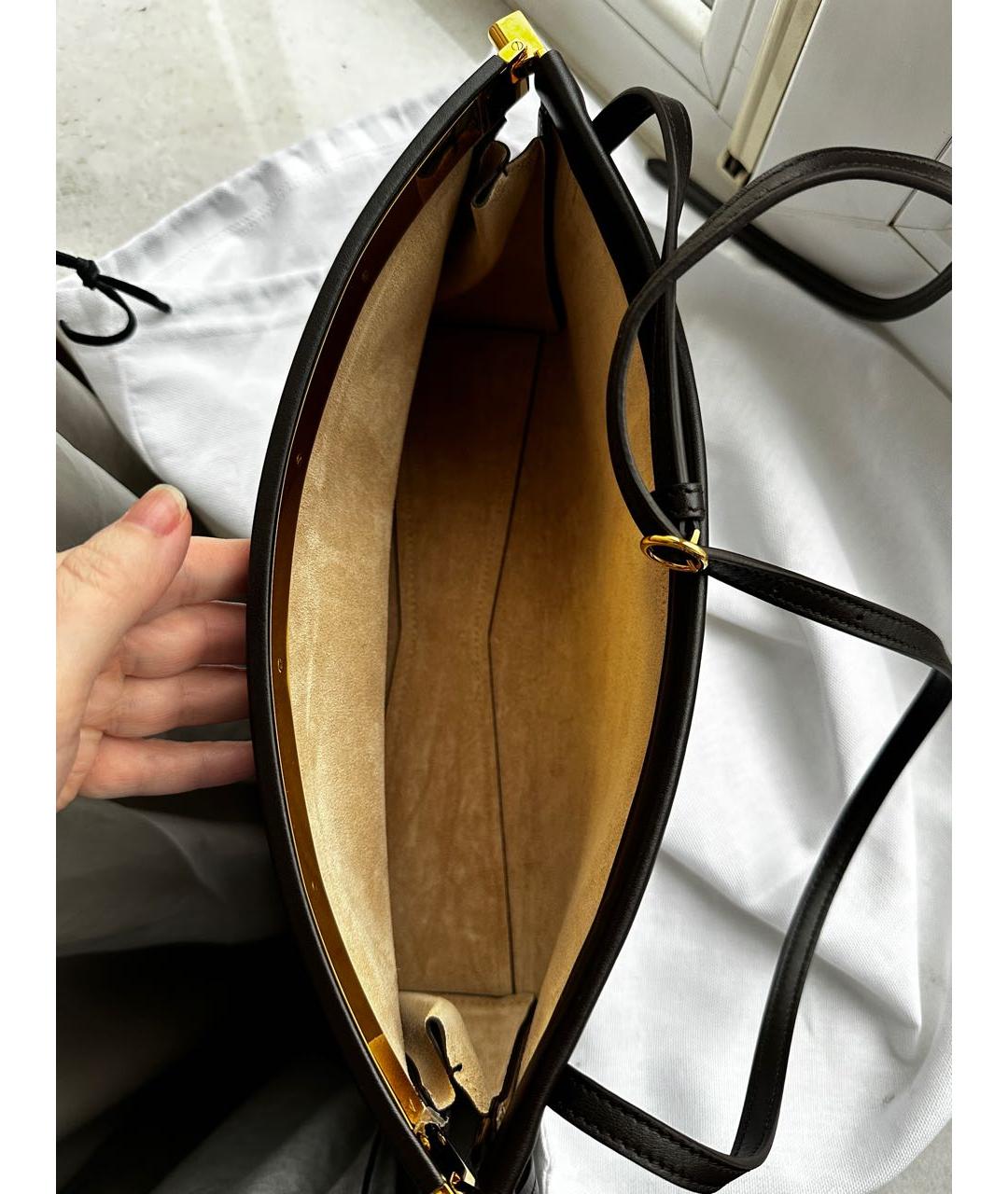 ALAIA Коричневая кожаная сумка через плечо, фото 7