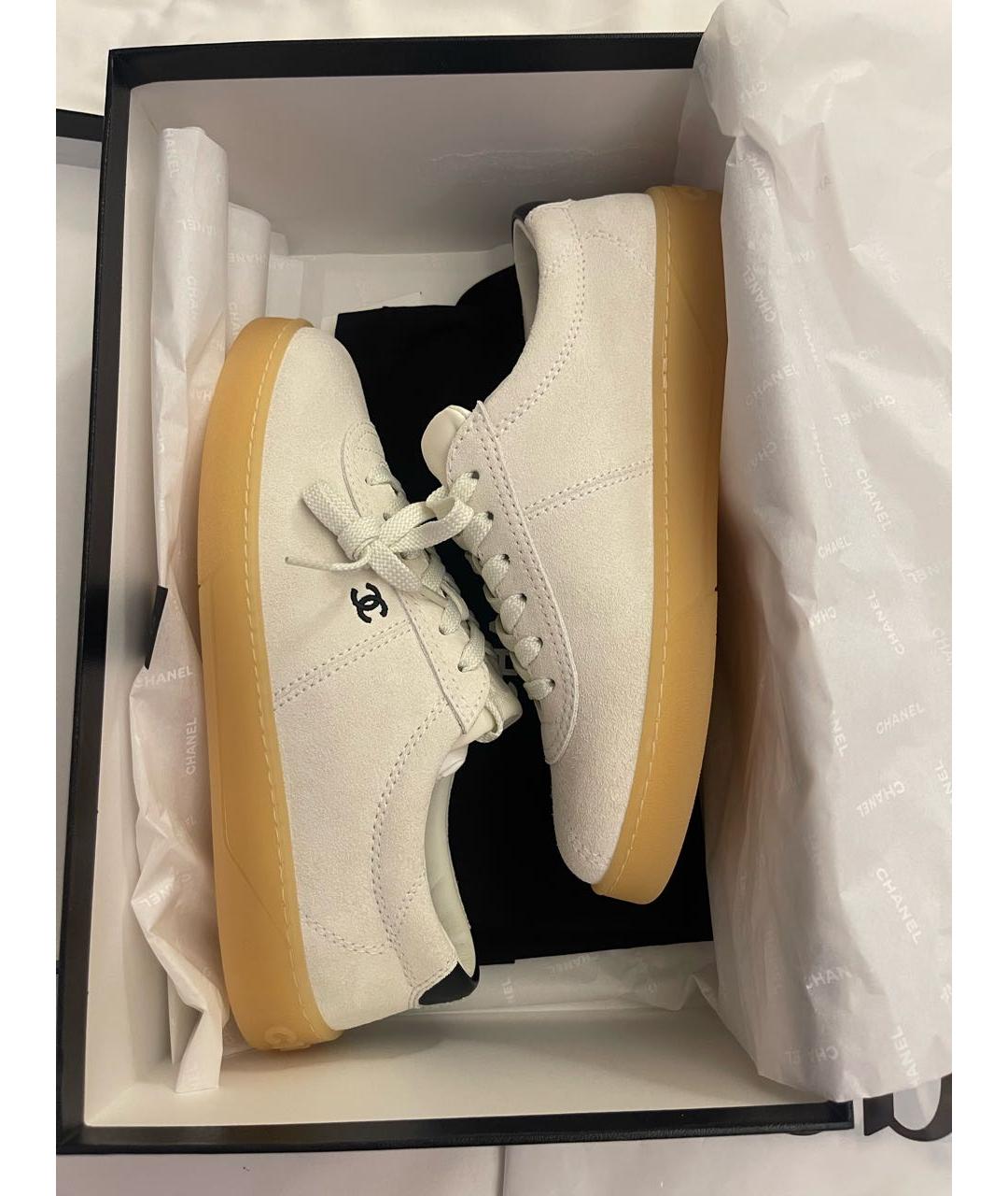 CHANEL Бежевые замшевые кеды, фото 6