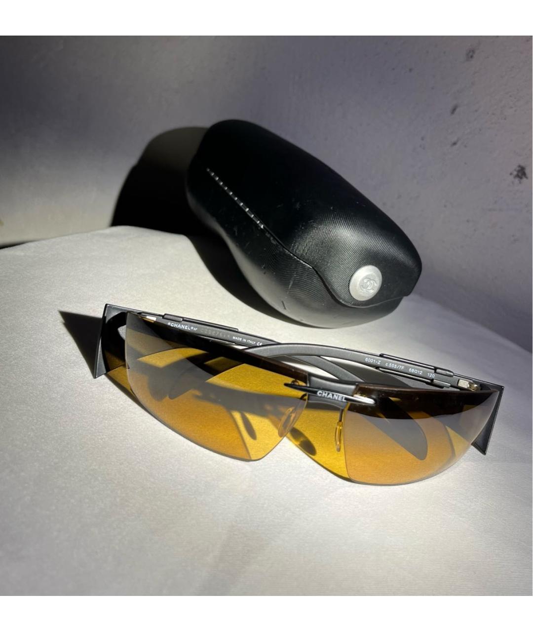CHANEL Черные пластиковые солнцезащитные очки, фото 2