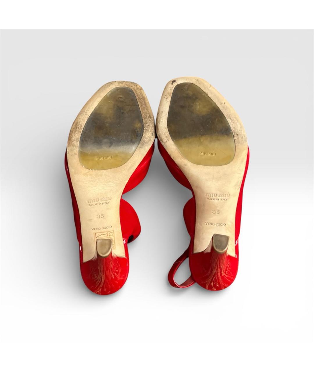 MIU MIU Красные босоножки из лакированной кожи, фото 6