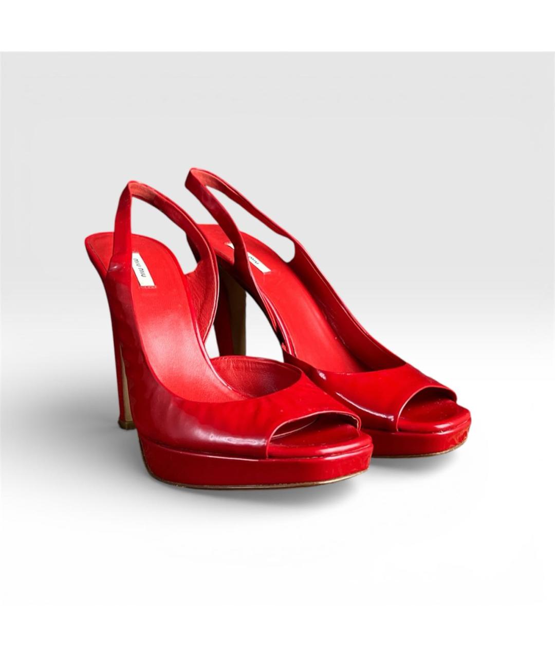 MIU MIU Красные босоножки из лакированной кожи, фото 5