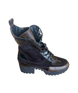 LOUIS VUITTON Ботинки