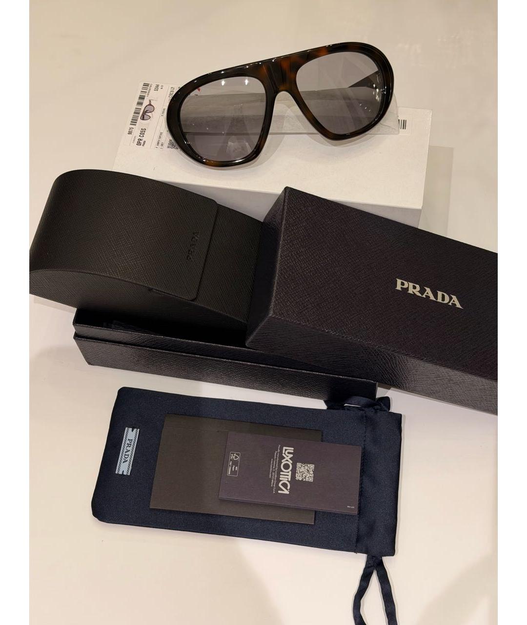 PRADA Коричневые пластиковые солнцезащитные очки, фото 4