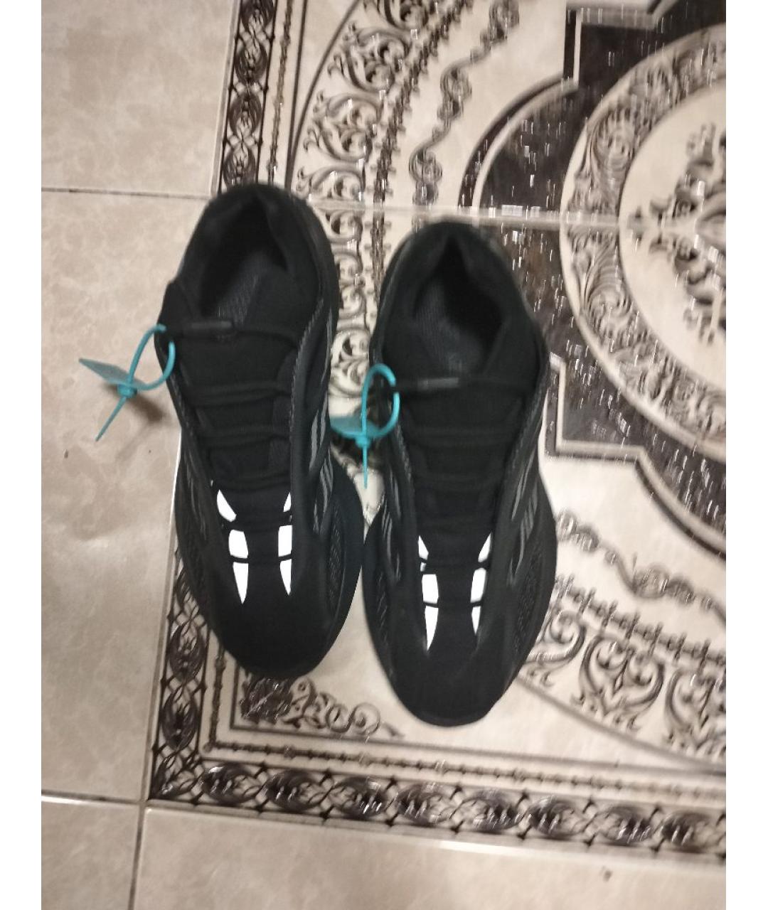 ADIDAS YEEZY Черные замшевые низкие кроссовки / кеды, фото 2