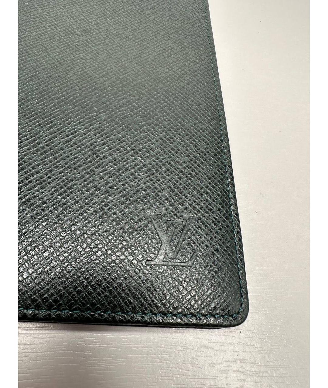 LOUIS VUITTON Зеленый кожаный кошелек, фото 3